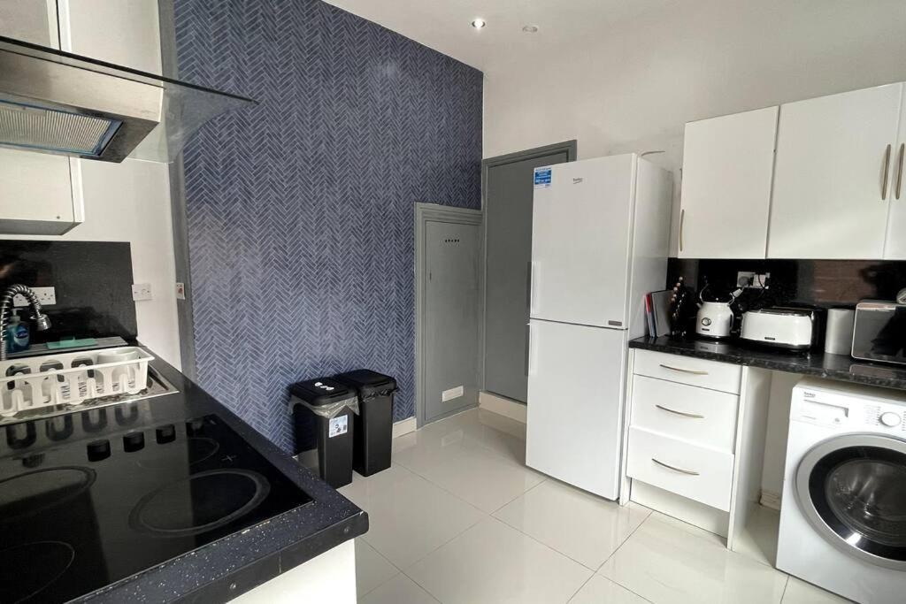 Luxury 2 Bed Duplex Apartment By Yo Room! - Leicester City- Free Parking Экстерьер фото