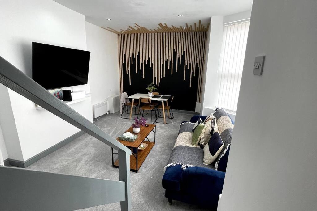 Luxury 2 Bed Duplex Apartment By Yo Room! - Leicester City- Free Parking Экстерьер фото
